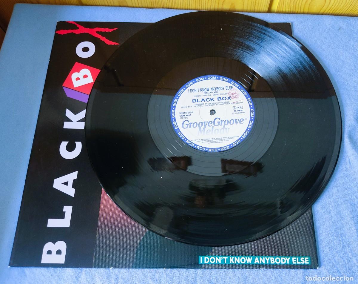 Discos de vinilo: DISCO BLACK BOX I DONT KNOW ANYBODY ELSE - Foto 5