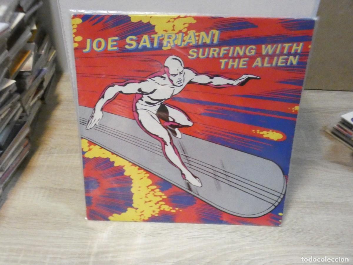Discos de vinilo: ARKANSAS1980 EXPRO626 FUNDA VACIA NO HAY DISCO JOE SATRIANI SURFING WITH THE ALIEN