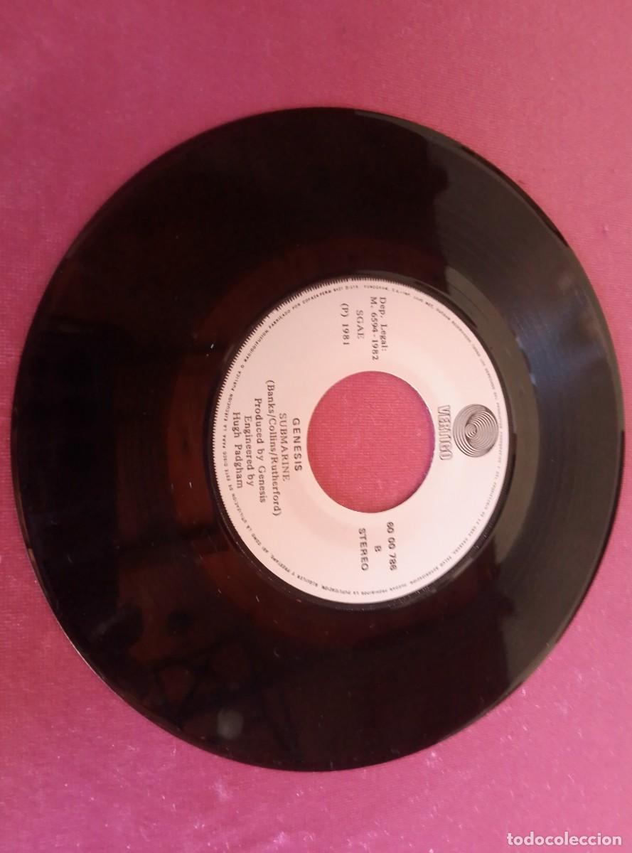 Discos de vinilo: GENESIS MAN ON THE CORNER 1982 SINGLE L31 32 - Foto 3