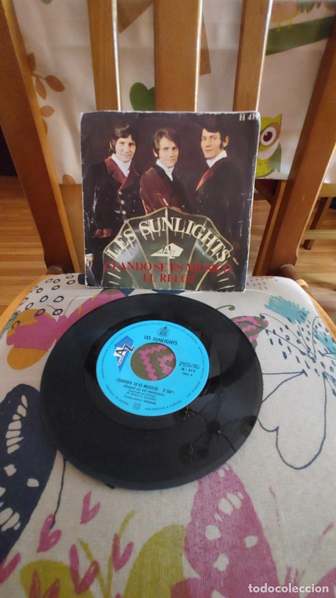 Discos de vinilo: LES SUNLIGHTS-SINGLE CUANDO SE ES MUSICO