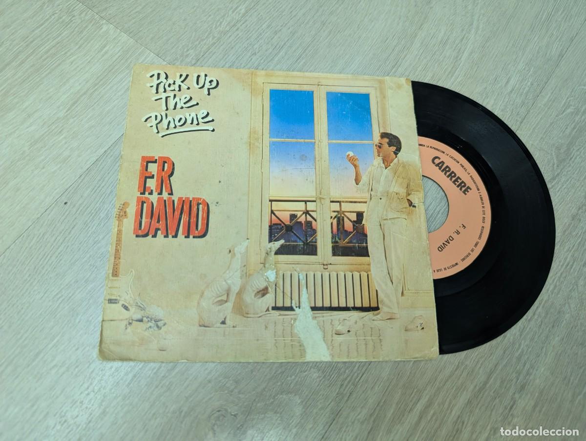 Discos de vinilo: F.R DAVID - PICK UP THE PHONE .. SINGLE DE EPIC - CARRERE DE 1982