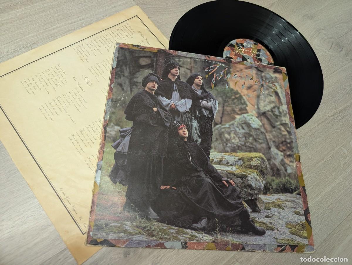 Discos de vinilo: GOLPES BAJOS - A SANTA COMPA&Ntilde;A ..LP CON LETRAS DE NUEVOS MEDIOS. .1&ordf; EDICION DE 1984 - 9 TEMAS