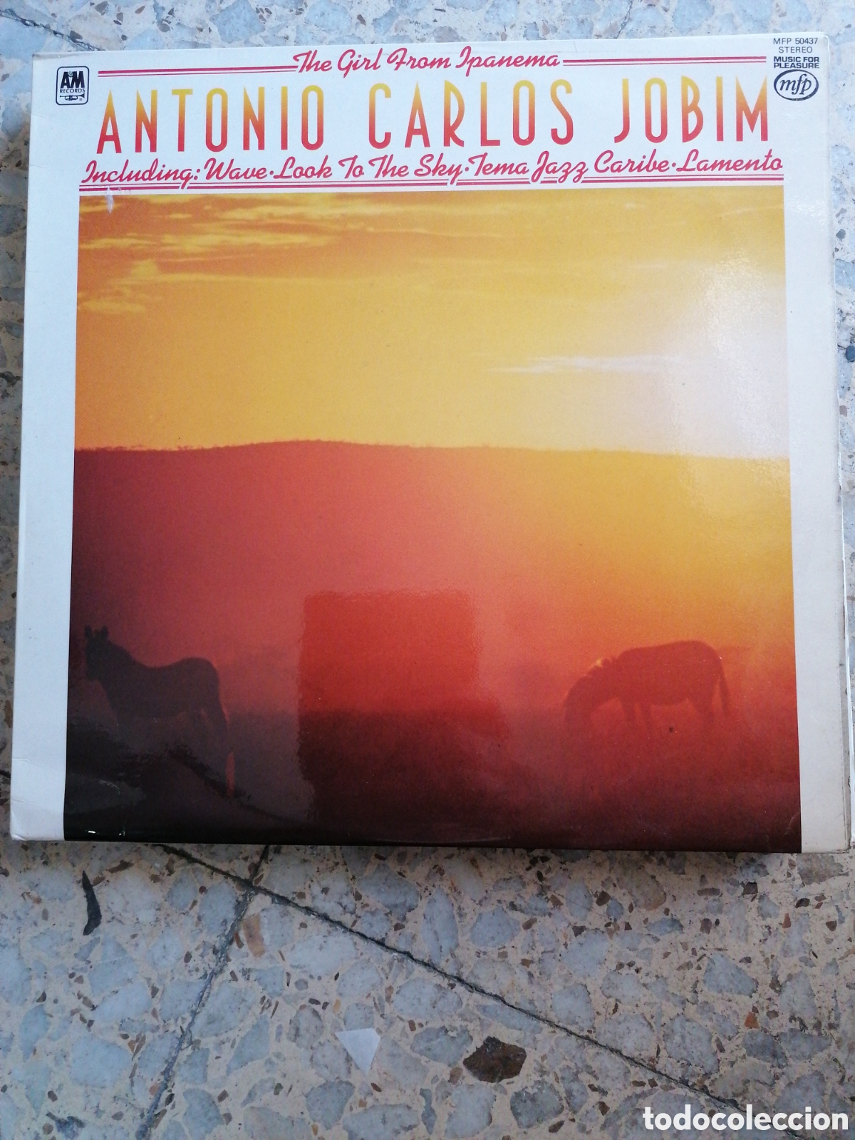 Discos de vinilo: LP ANTONIO CARLOS JOBIM THE GIRL FROM IPANEMA 1979 UK EX