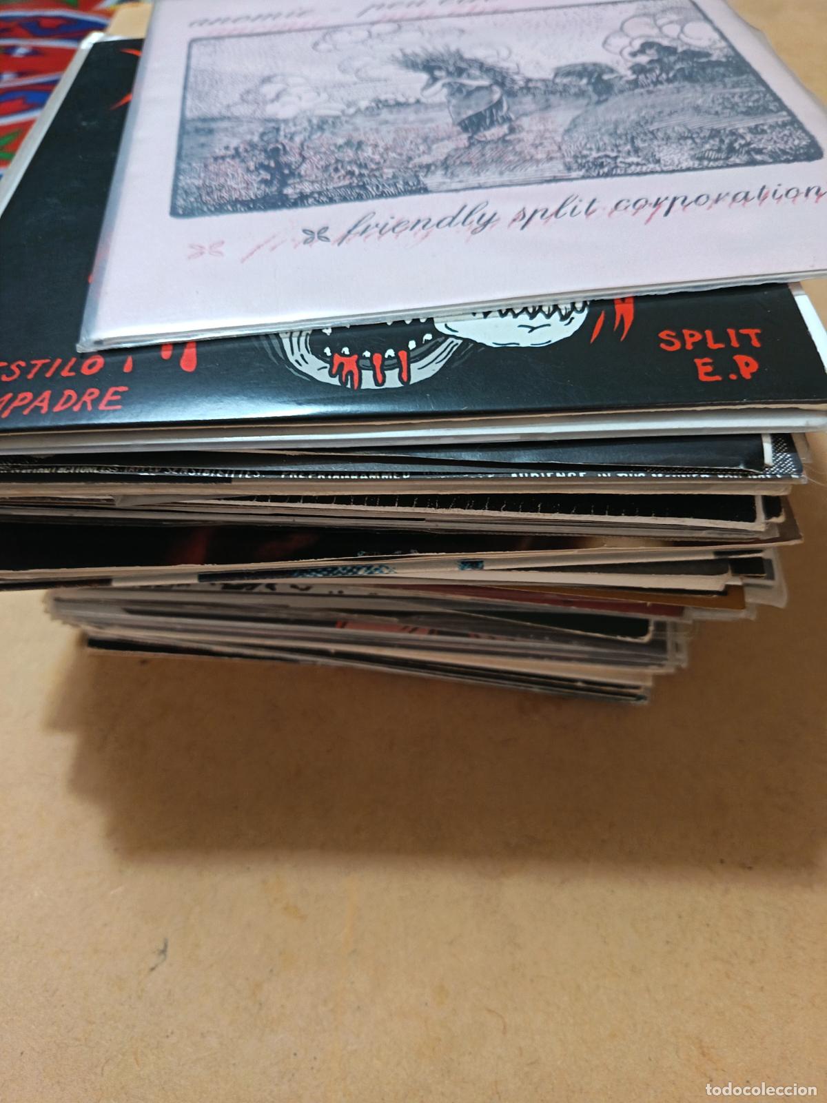 Dischi in vinile: GRAN LOTE DE 45 SINGLES DE HARD CORE, PUNK... LOS DE LAS FOTOS. MUCHOS CON ENCARTES Y CON POCO USO