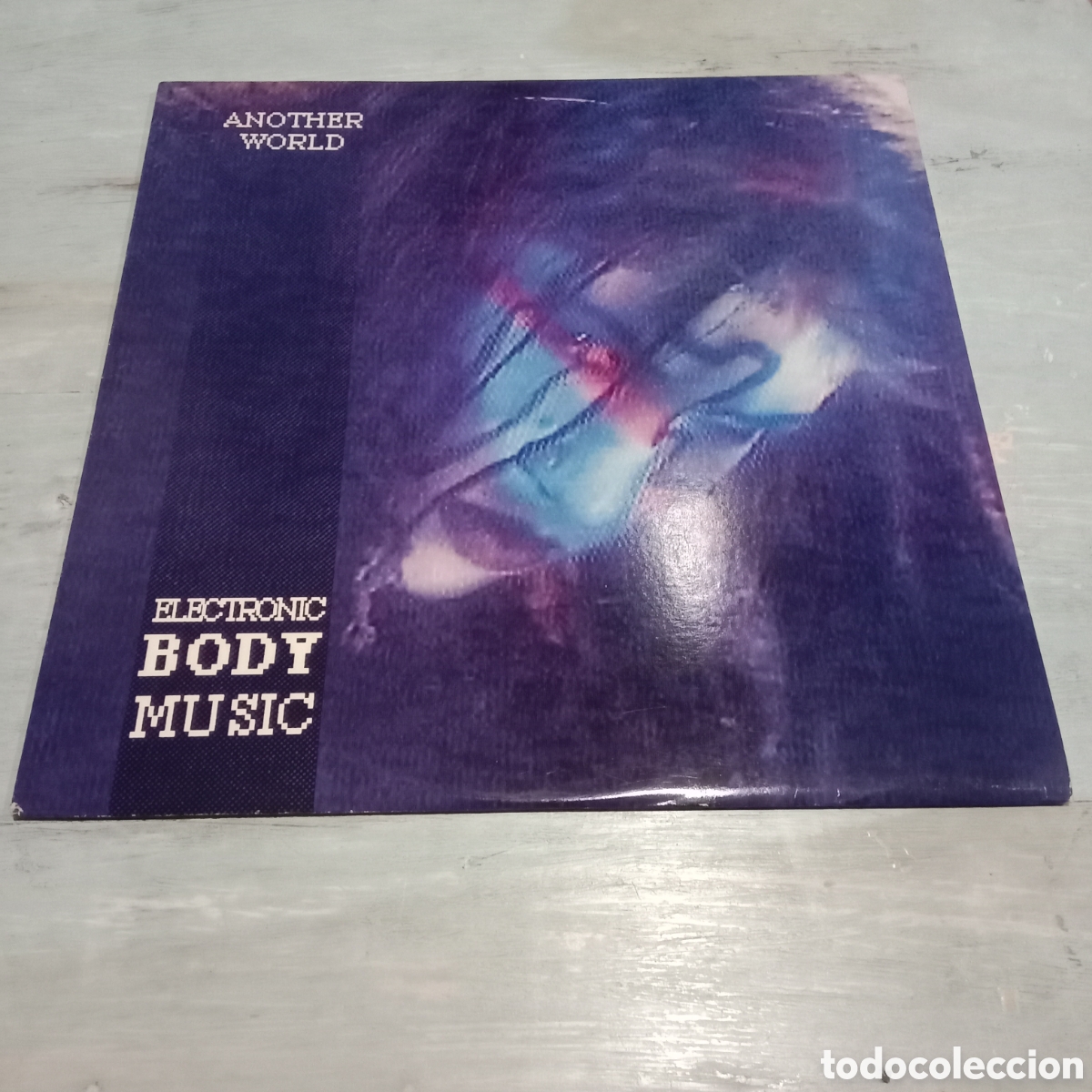 Discos de vinilo: VARIOS - ANOTHER WORLD - ELECTRONIC BODY MUSIC - LP