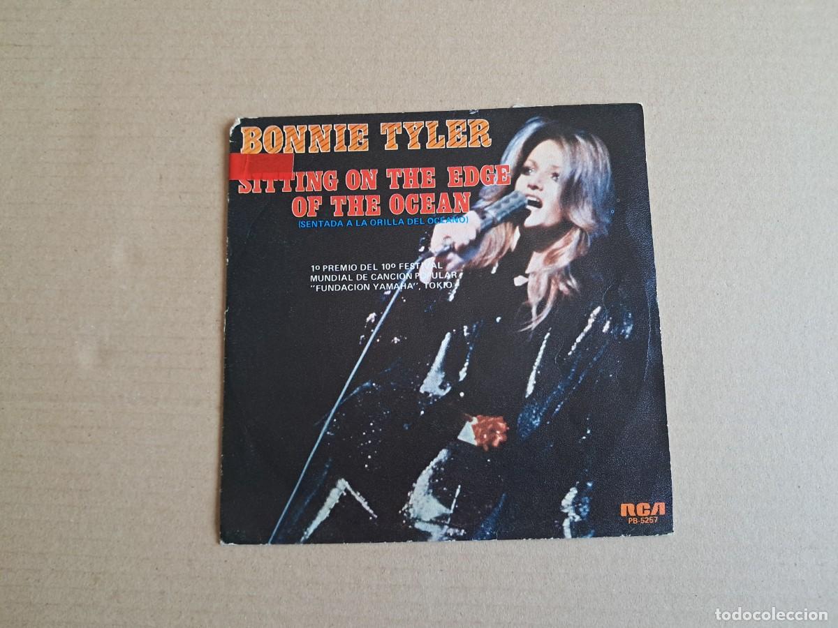 Discos de vinilo: BONNIE TYLER - SITTING ON TRE EDGE OF THE OCEAN SINGLE PROMOCIONAL 1980 EDICION ESPA&Ntilde;OLA