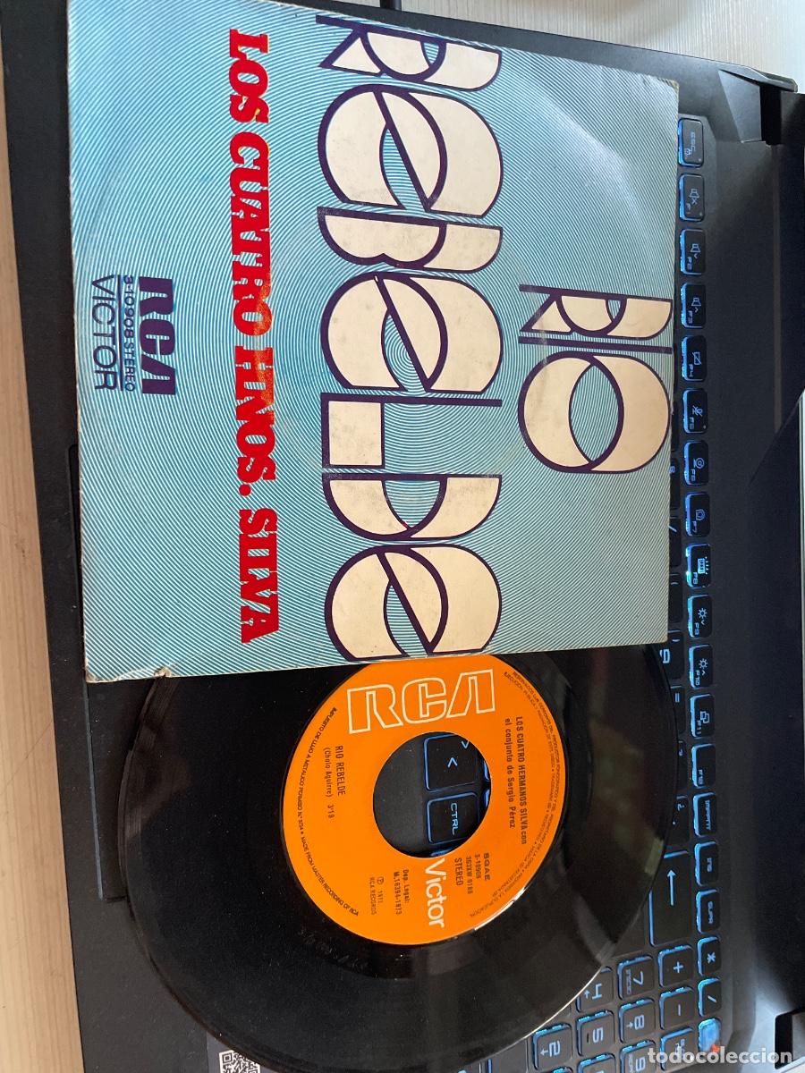 Discos de vinilo: R&iacute;o rebelde los cuatro hermanos Silva single