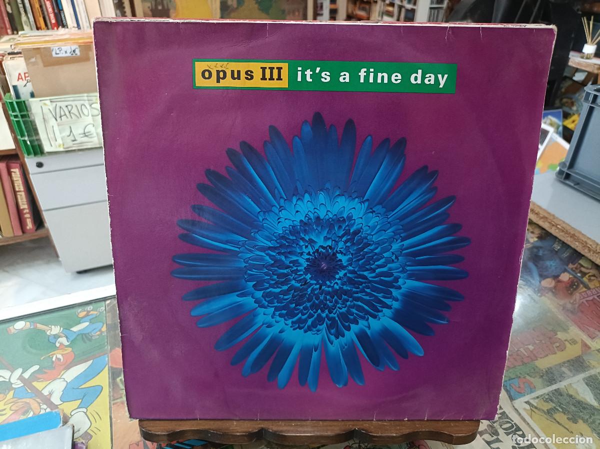 Discos de vinilo: Pous III - It&acute;s A Fine Day / Evolution Rush - Maxi Single PWL Empire 1992