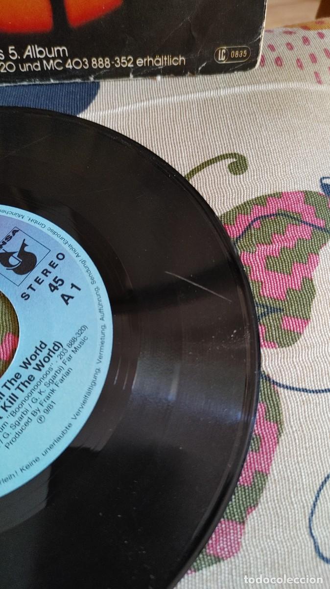 Discos de vinilo: BONEY M-SINGLE WE KILL THE WORLD - Foto 3
