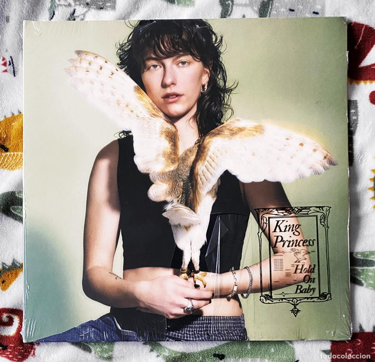 Discos de vinilo: KING PRINCESS - HOLD ON BABY 12'' LP GATEFOLD PRECINTADO VINILO BLANCO - INDIE POP ROCK ALTERNATIVO