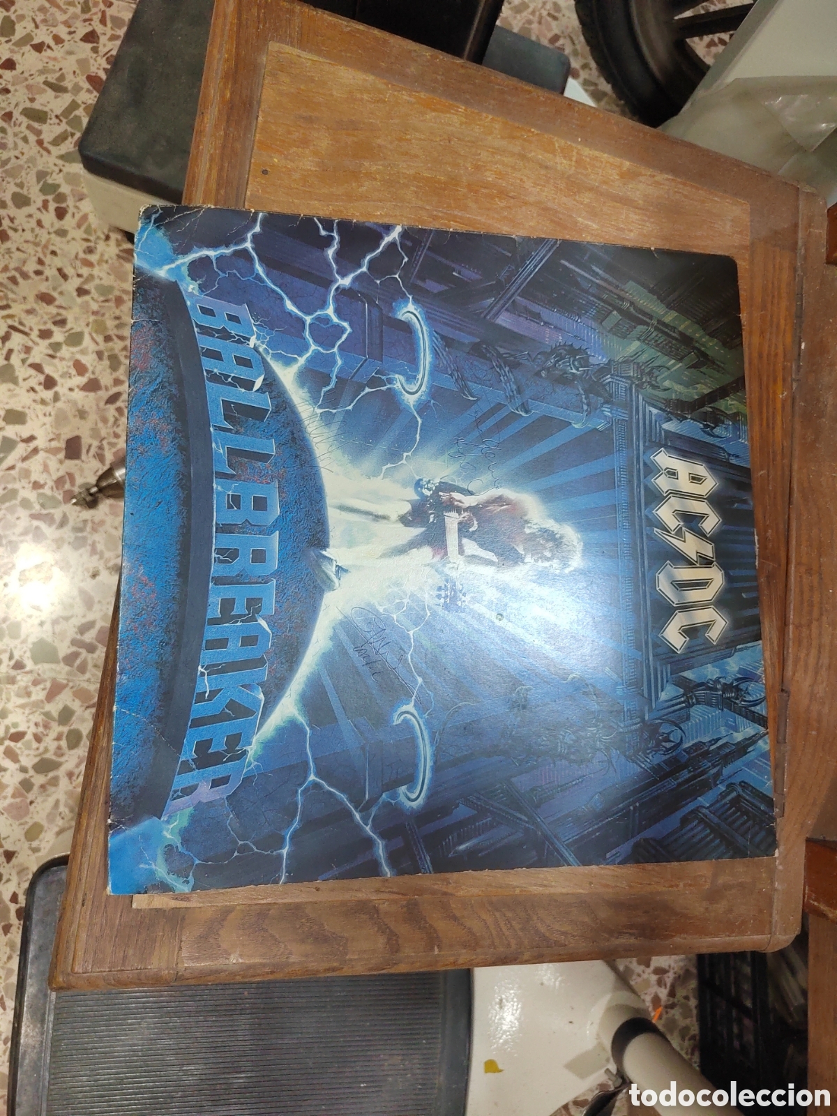 Discos de vinilo: Vinilo acdc ballbreaker firmado