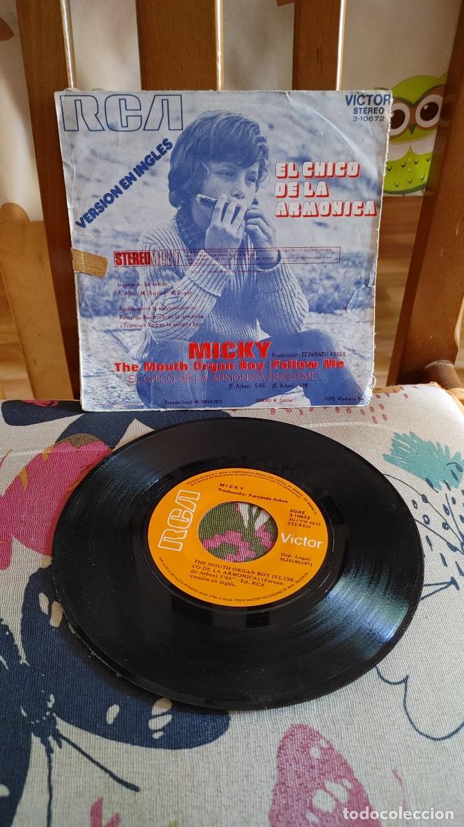 Discos de vinilo: MICKY-SINGLE EL CHICO DE LA ARMONICA - Foto 1