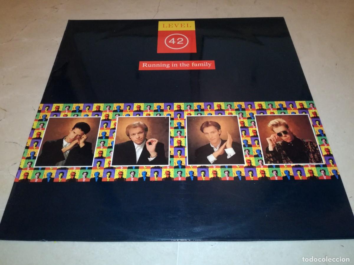 Discos de vinilo: LEVEL 42-RUNNING IN THE FAMILY-EDICI&Oacute;N ESPA&Ntilde;OLA-VINILO EN EXCELENTE ESTADO