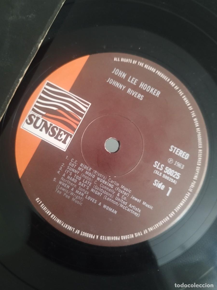 Discos de vinilo: Johnny Rivers &ndash; John Lee Hooker. Vinilo lp. - Foto 2