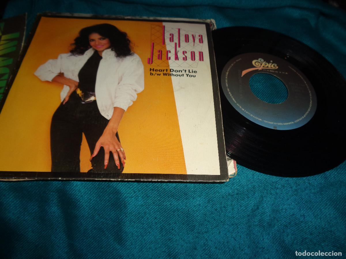 Discos de vinilo: LA TOYA JACKSON. HEART DON&acute;T LIE / WITHOUT YOU. EPIC. 1984. SPAIN