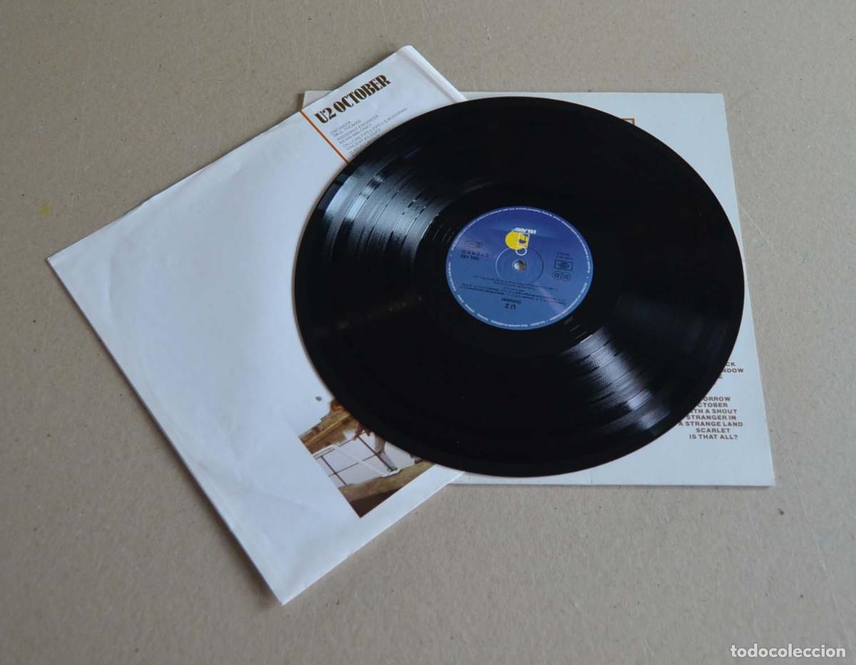 Discos de vinilo: U2 - OCTOBER (con encarte) - Foto 3