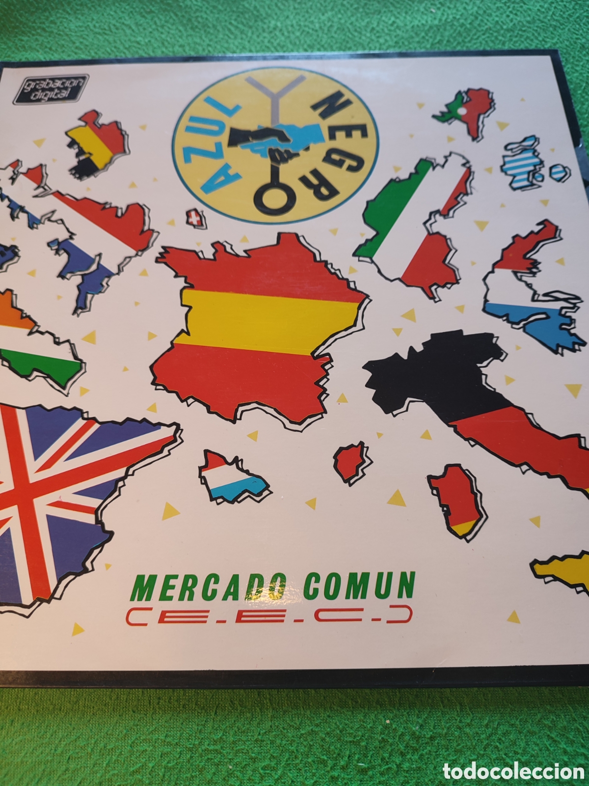 Discos de vinilo: Azul y Negro - Mercado Com&uacute;n ( E E C.) - Foto 1