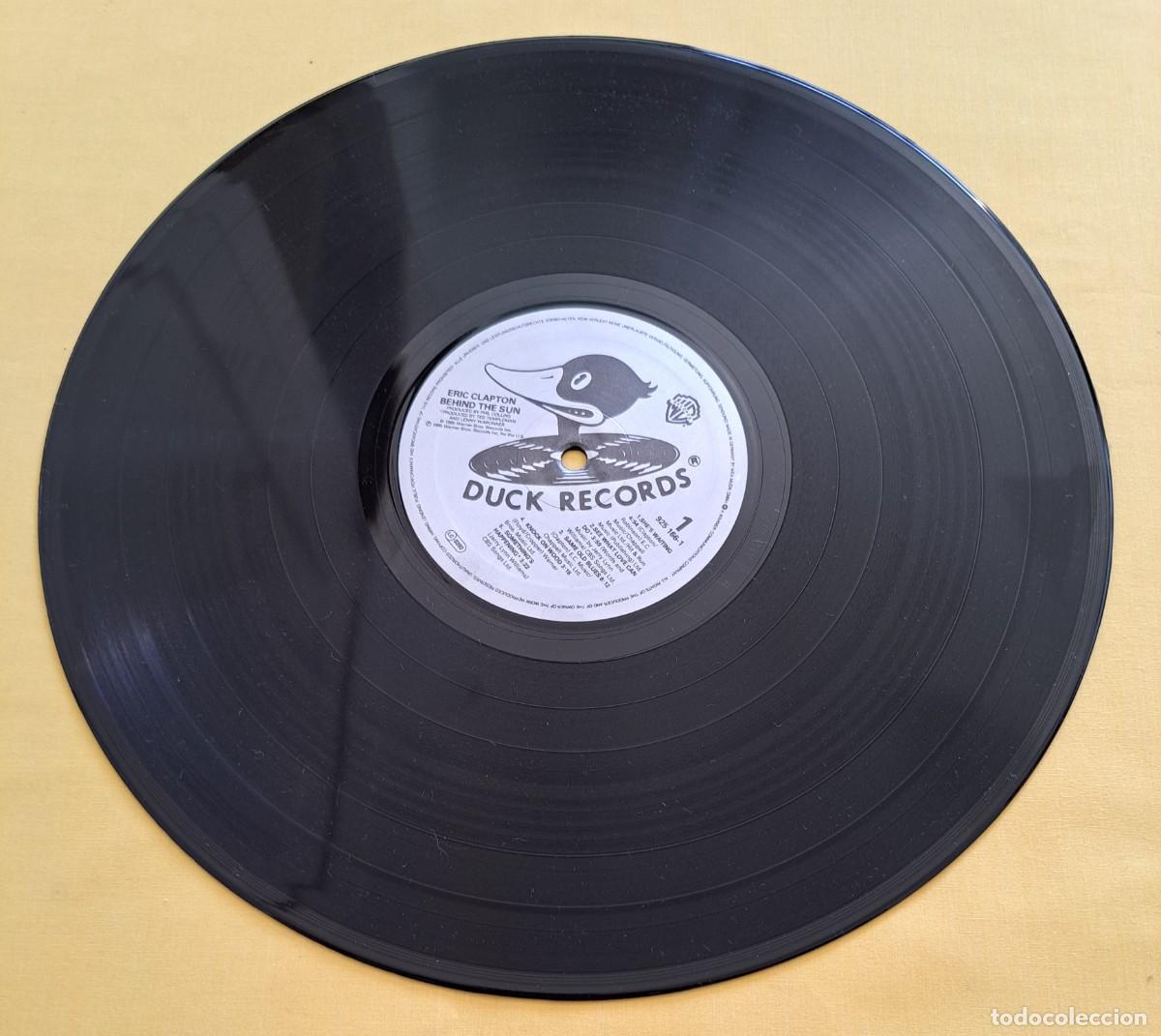 Discos de vinilo: ERIC CLAPTON - BEHIND THE SUN (SOLO DISCO) - Duck Records (2) &ndash; 925 166-1 - EUROPE 1985 -