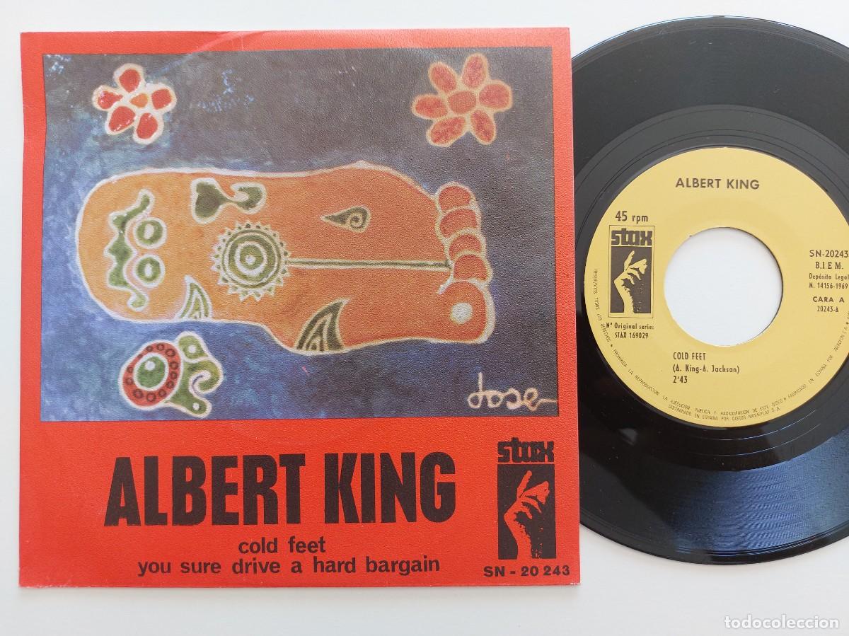 Discos de vinilo: ALBERT KING - 45 Spain - MINT * COLD FEET / YOU SURE DRIVE A HARD BARGAIN * STAX