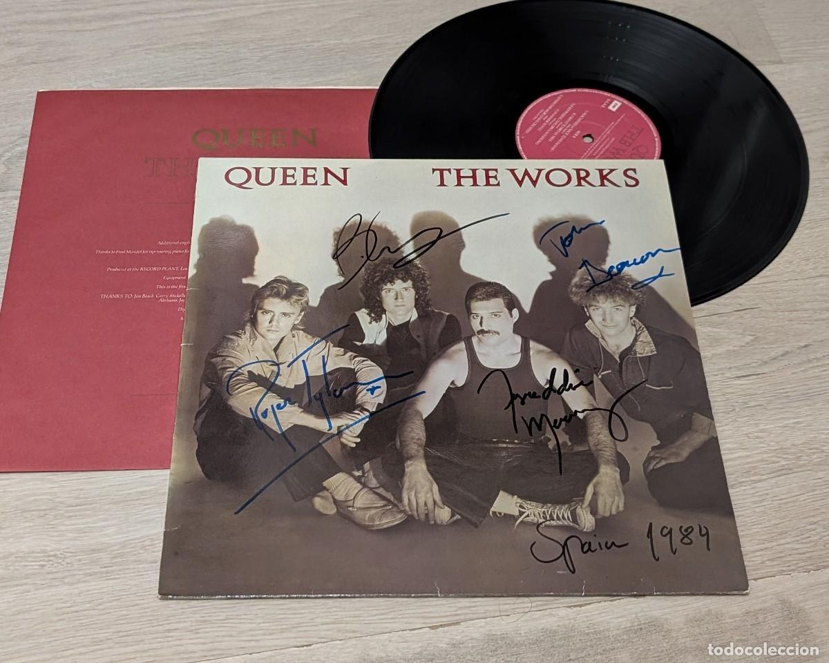 Discos de vinilo: QUEEN - THE WORKS ..LP CON ENCARTE CON LETRAS ..LA ..1&ordf; EDICION DE 1984 - EMI- ESPA&Ntilde;OL ..FIRMADO .