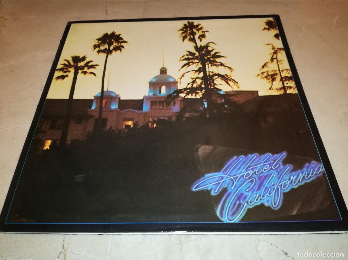 Discos de vinilo: EAGLES-HOTEL CALIFORNIA-GATEFOLD-CONTIENE ENCARTE-ORIGINAL ESPA&Ntilde;OL 1976