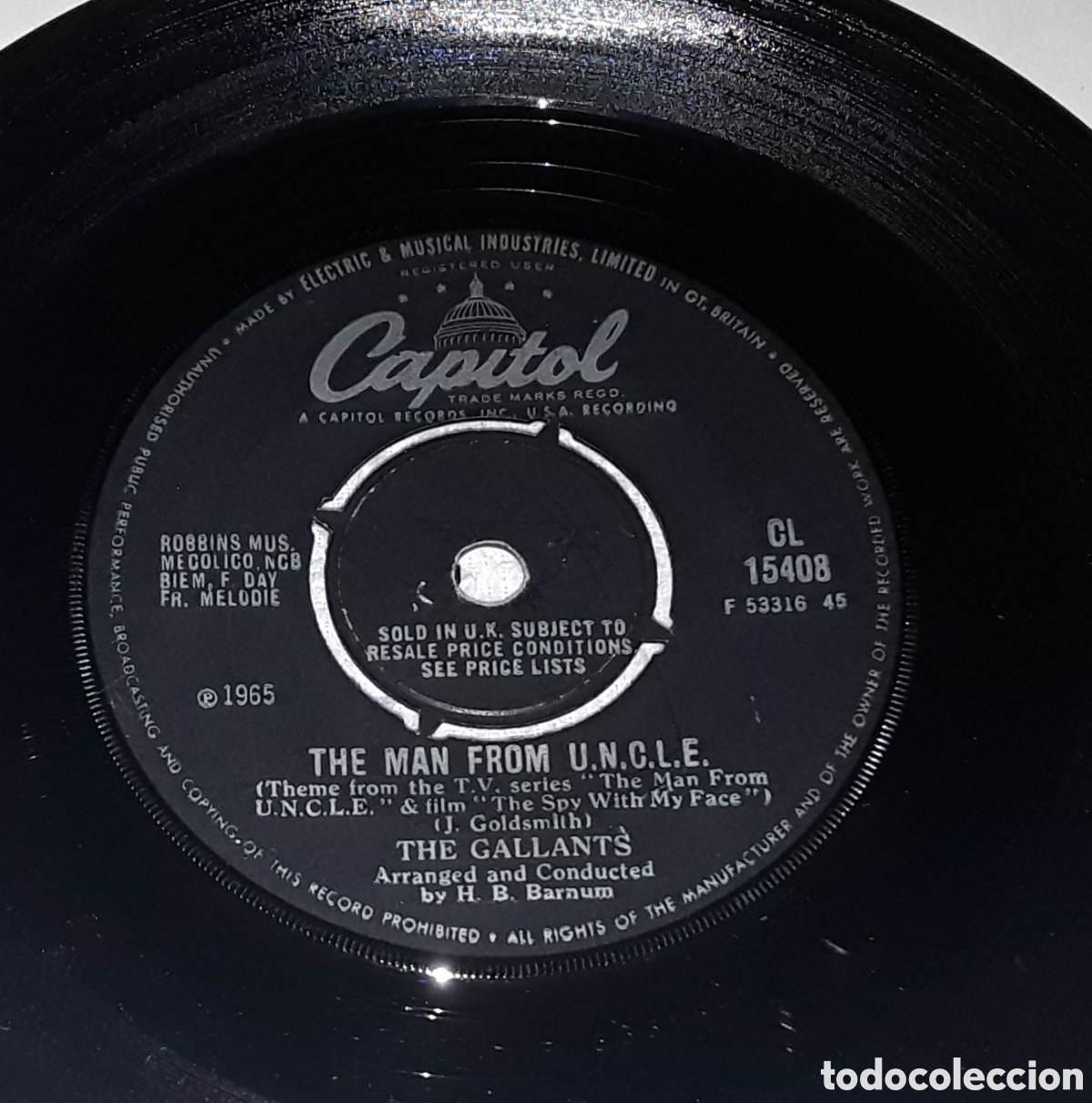 Discos de vinilo: SG- THE GALLANTS - THE MAN FROM U.N.C.L.E. / THE VAGABOND - MADE IN UK 1965
