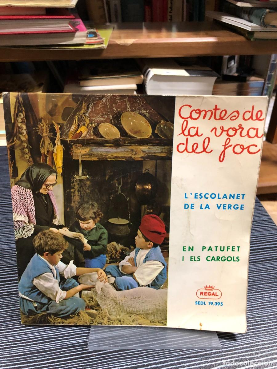 Discos de vinilo: Contes de la vora del foc Regal / Tradici&oacute;n catalana