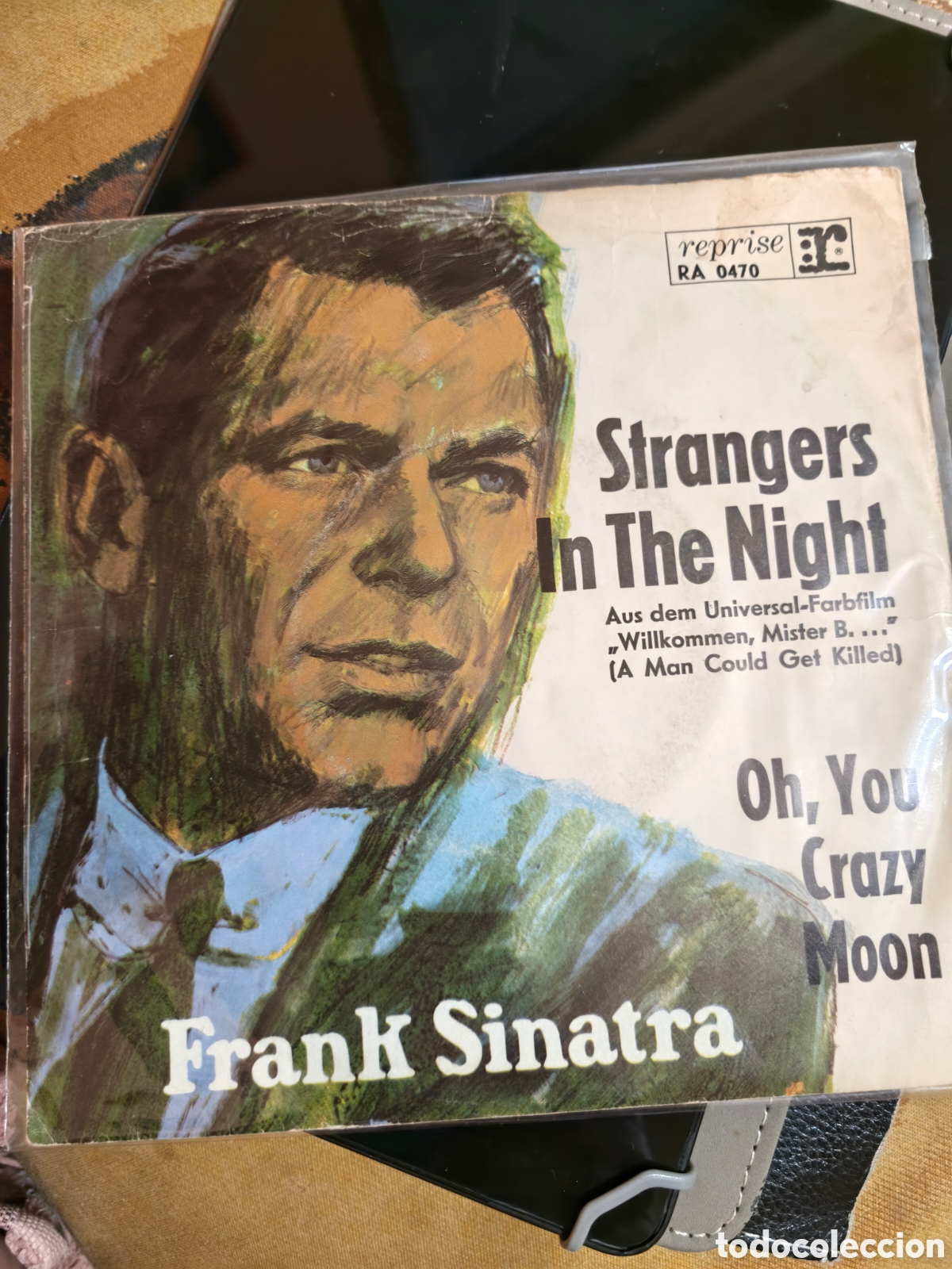 Discos de vinilo: Frank Sinatra: Strangers In The Night / Oh, You Crazy Moon 7&rdquo; 45rpm