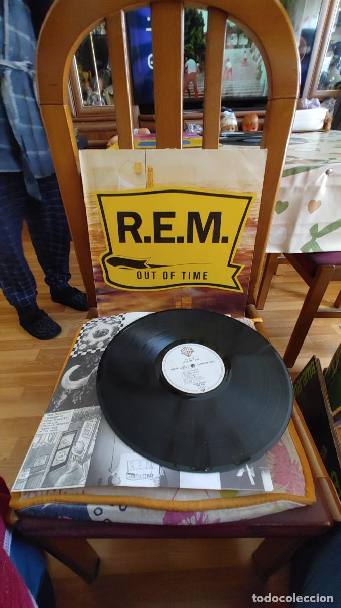 Discos de vinilo: R.E.M. LP OUT OF TIME-ENCARTE