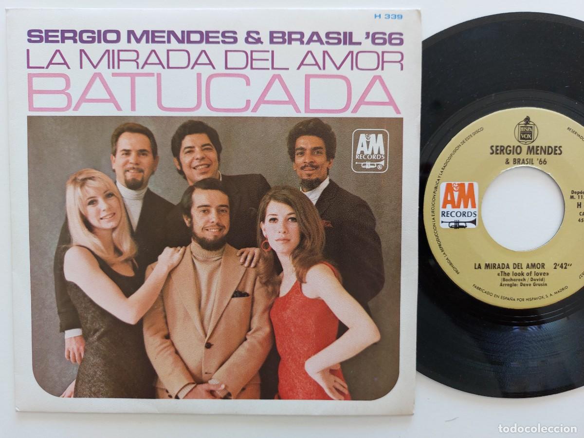 Discos de vinilo: SERGIO MENDES & BRASIL 66 - 45 Spain * MINT * BATUCADA / LA MIRADA DEL AMOR