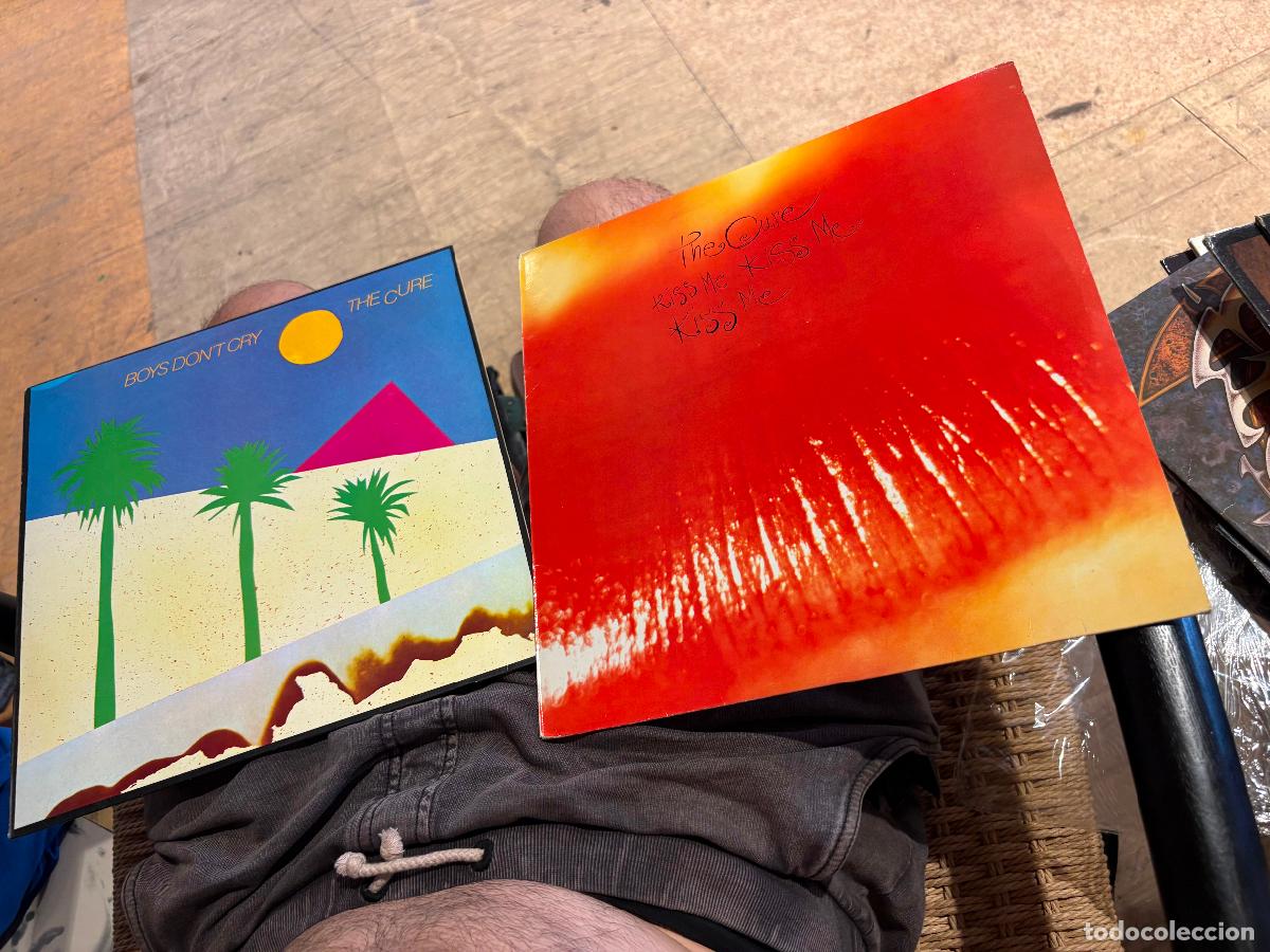 Disques de vinyle: 2 Vinilos the cure kiss me boys Don&rsquo;t cry