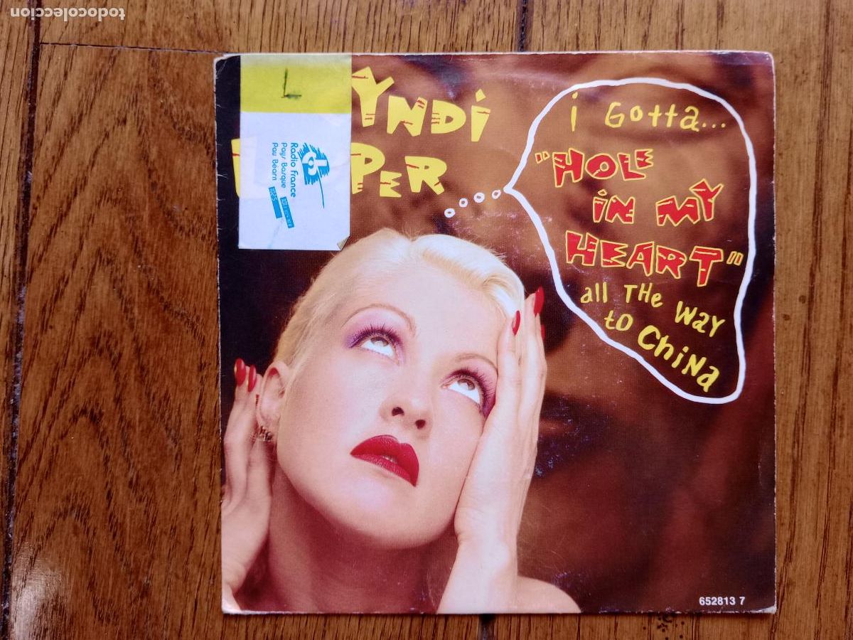 Discos de vinilo: Cyndi Lauper - hole in my heart + boy blue (live)