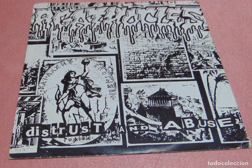 Disques de vinyle: AGATHOCLES &lrm;&ndash; Distrust And Abuse - EP 7'' 1993 - GRINDCORE