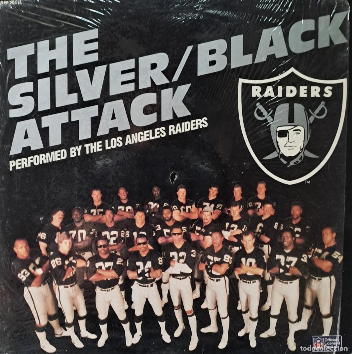 Discos de vinilo: LPs THE SILVER/BLACK ATTACK, PERFORMED BY THE LOS ANGELES RAIDERS. LP-GEXT-977
