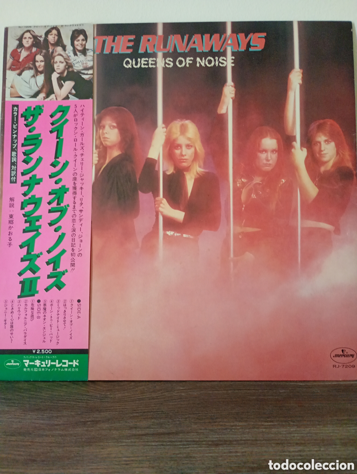 Discos de vinilo: The Runuways, Queens of noise. Made in Japan + Obi y encarte.
