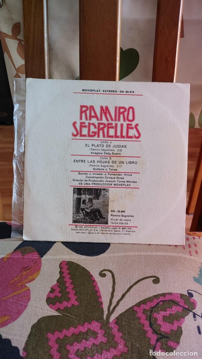 Discos de vinilo: RAMIRO SEGRELLES-SINGLE EL PLATO DE JUDIAS - Foto 2