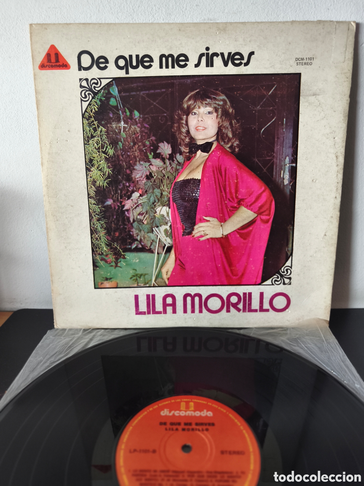Discos de vinilo: Lila Morillo - De que me sirves - Discomoda &ndash; DCM-1101 - Formato: Vinilo, LP, &Aacute;lbum - Venezuela -