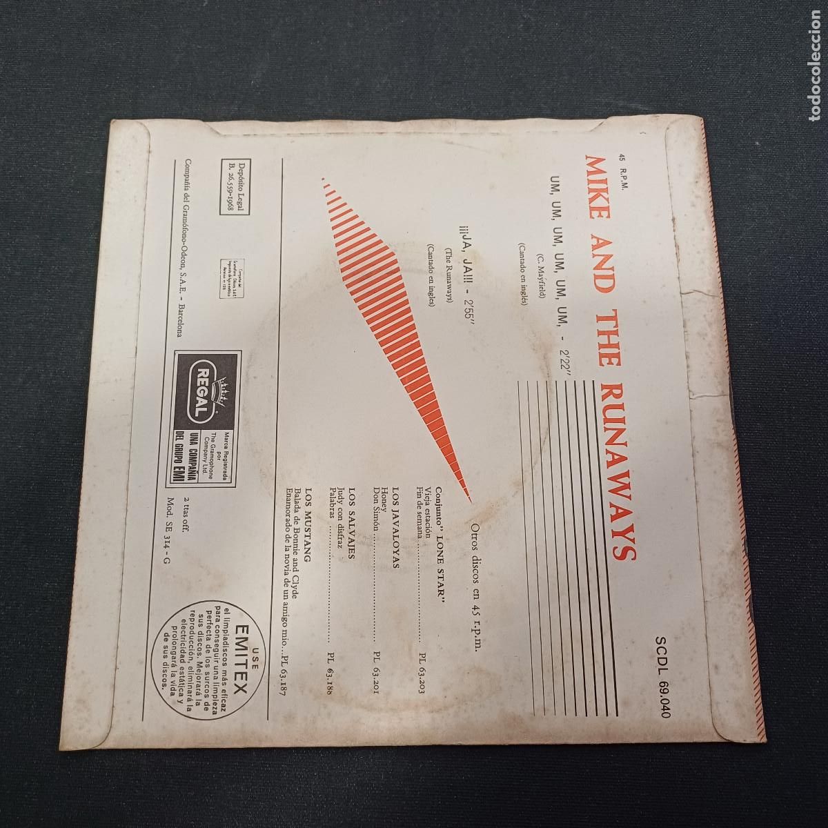 Discos de vinilo: MIKE AND THE RUNAWAYS/UM,UM/SINGLE. - Foto 3