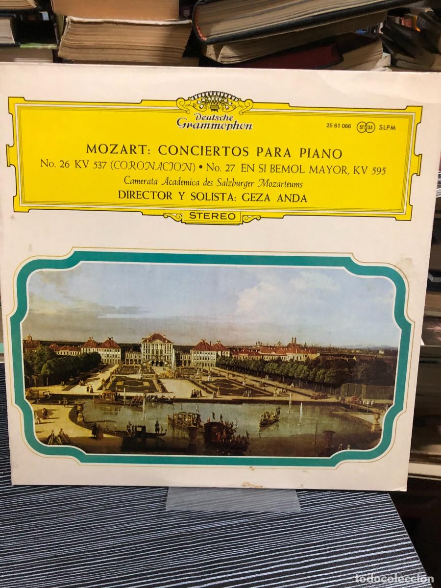 Discos de vinilo: Conciertos para piano No. 26 (KV 537) y No. 27 (KV 595) W. A. Mozart