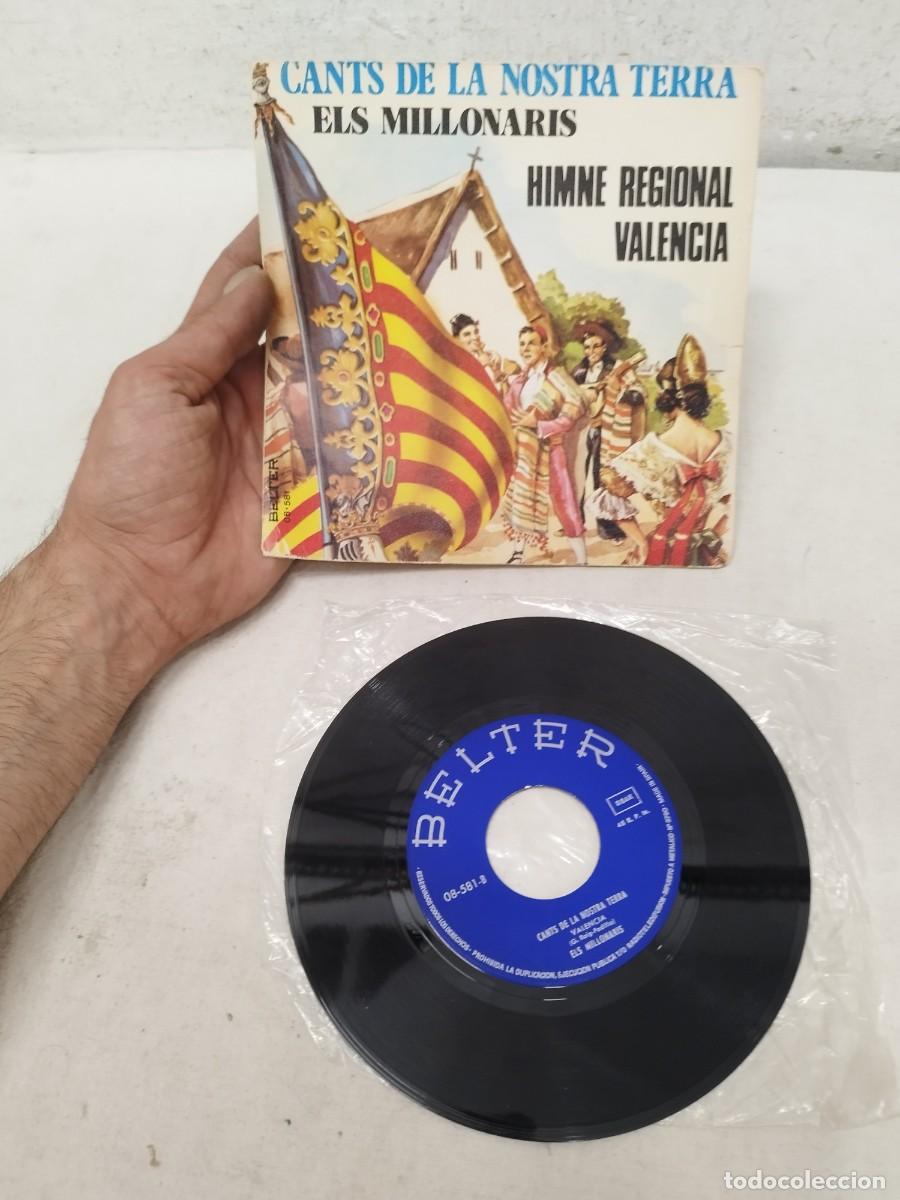 Discos de vinilo: Els Millonaris - Cants de la nostra Terra / Himne Regional - BELTER 08.581 - 1976.