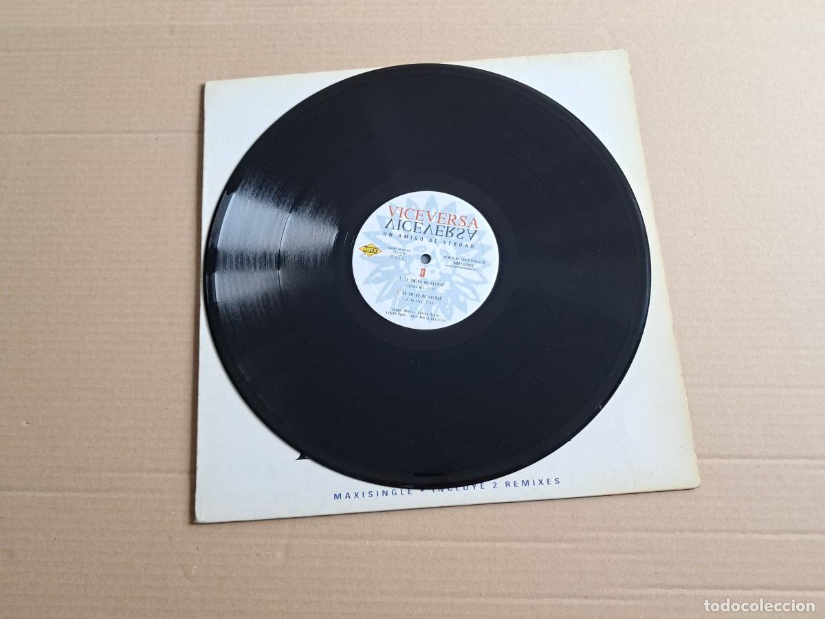 Discos de vinilo: VICEVERSA - UN AMIGO DE VERDAD MAXI SINGLE 1993 SYNTHPOP - Foto 2