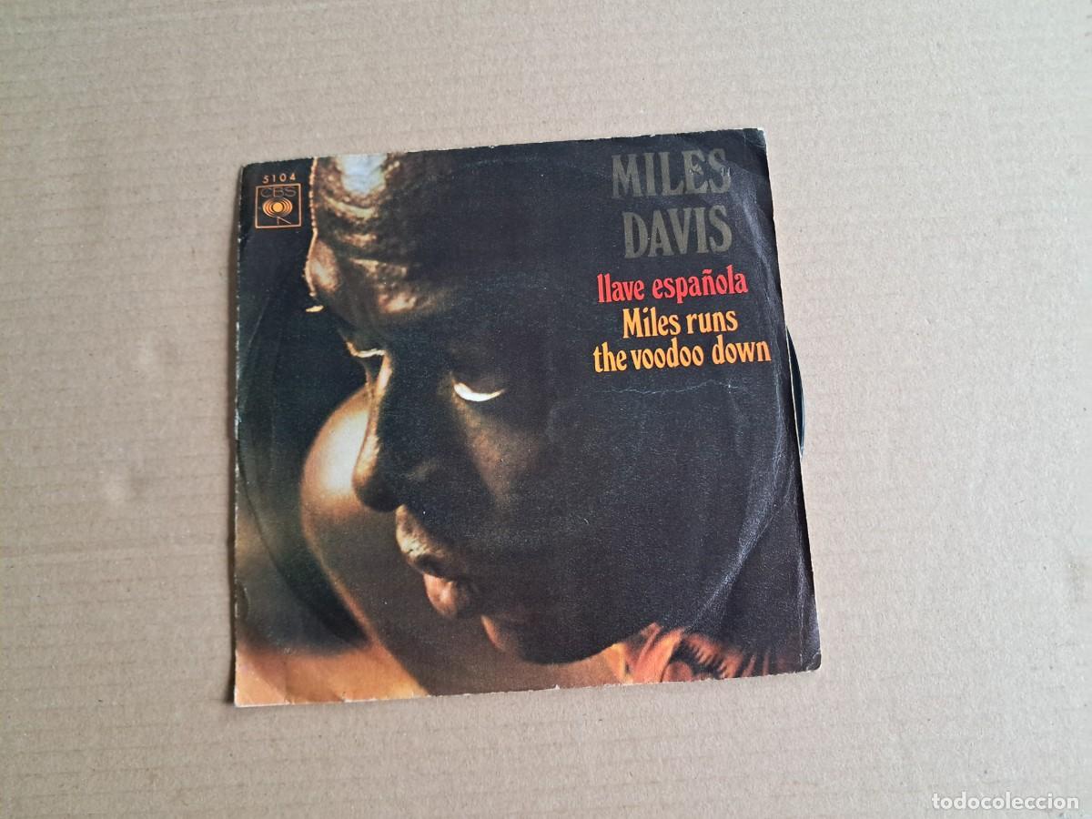 Discos de vinilo: MILES DAVIS - LLAVE ESPA&Ntilde;OLA SINGLE 1970 EDICION ESPA&Ntilde;OLA
