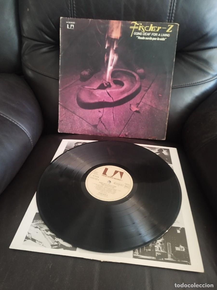Discos de vinilo: Fischer-Z &ndash; Going Deaf For A Living = Yendo Sordo Por La Vida. Vinilo lp.