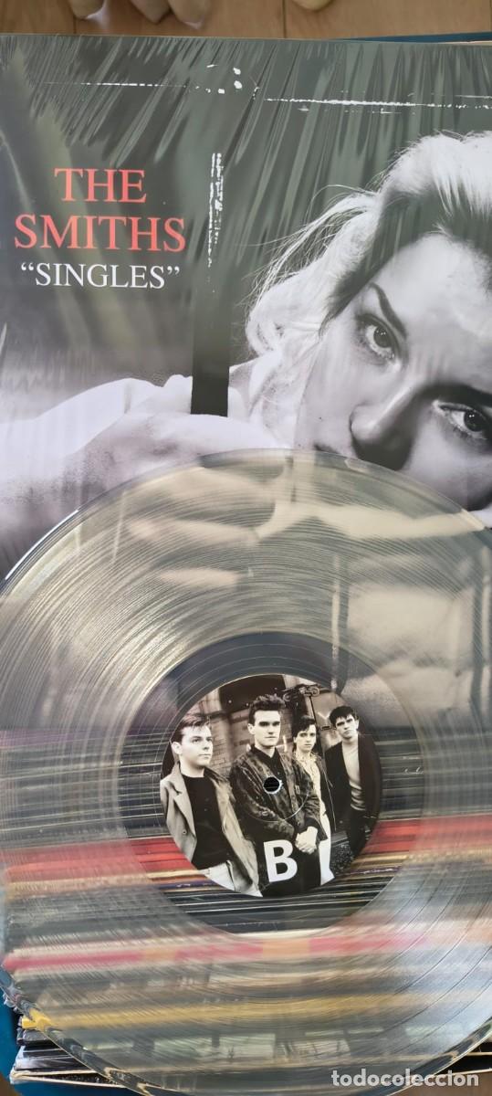 Discos de vinilo: The Smiths &rdquo;Singles&rdquo; Bootleg edicion vinilo transparente