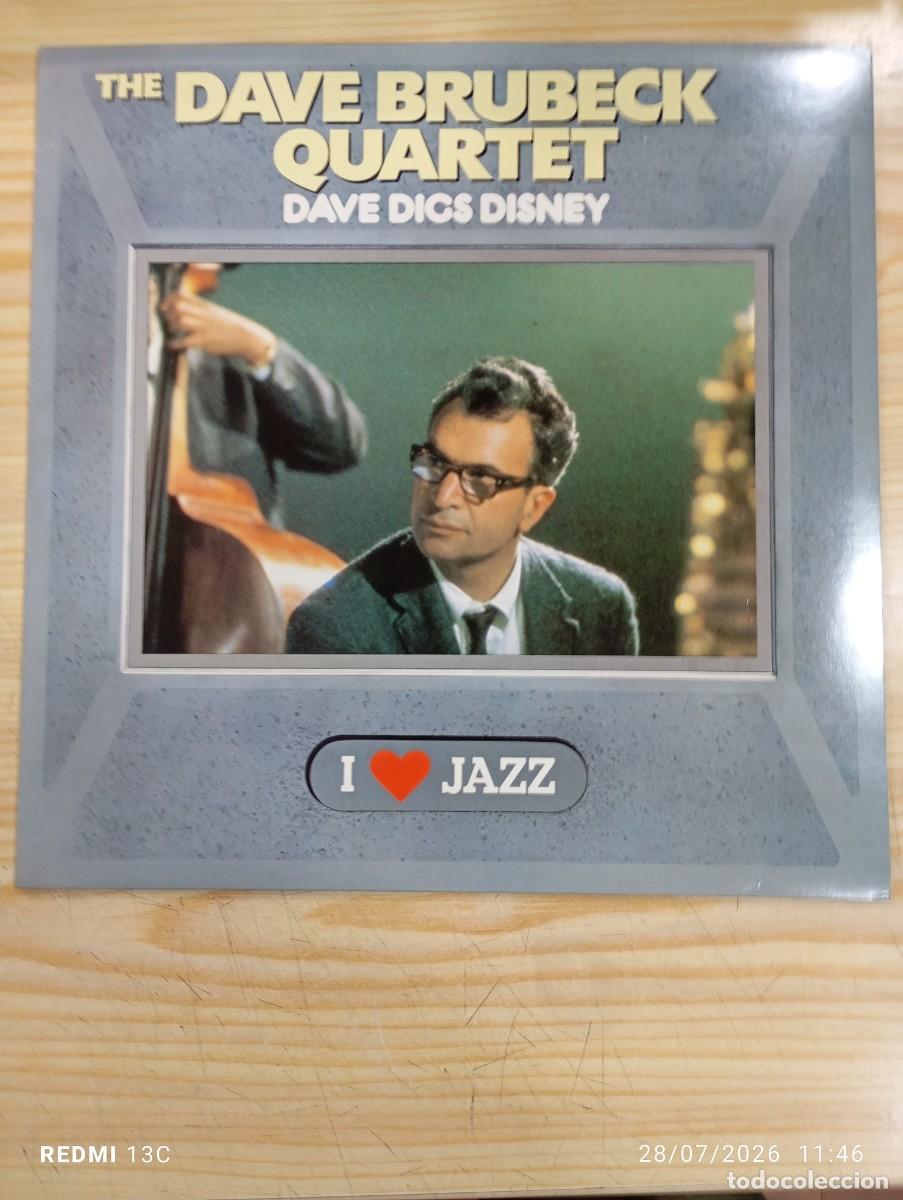 Discos de vinilo: Lp .The Dave Brubeck Quartet &lrm;&ndash; Dave Digs Disney