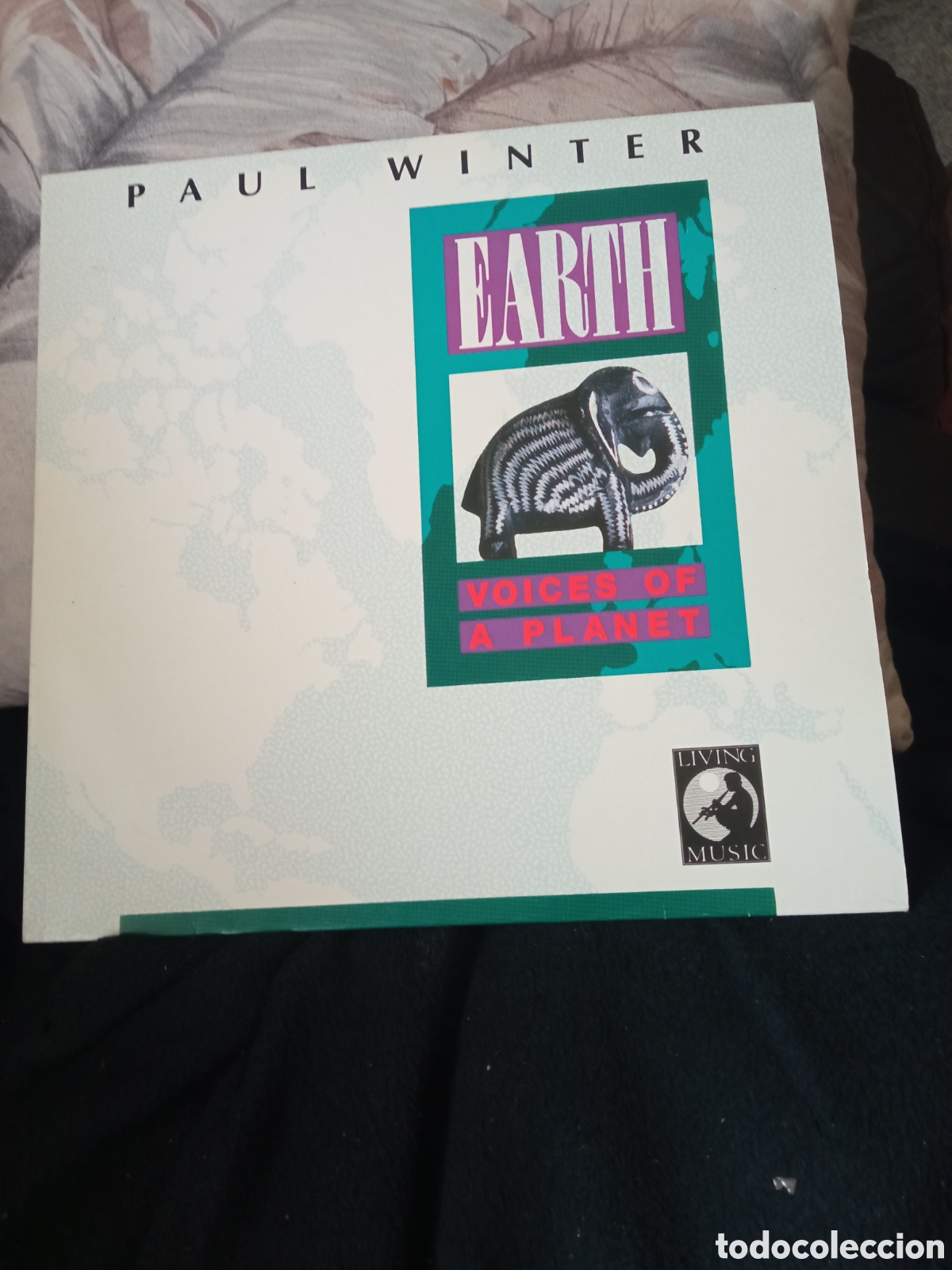 Discos de vinilo: Vinilo, Paul Winter, EARTH, Voices of a Planet de 1990, muy buena conservaci&oacute;n