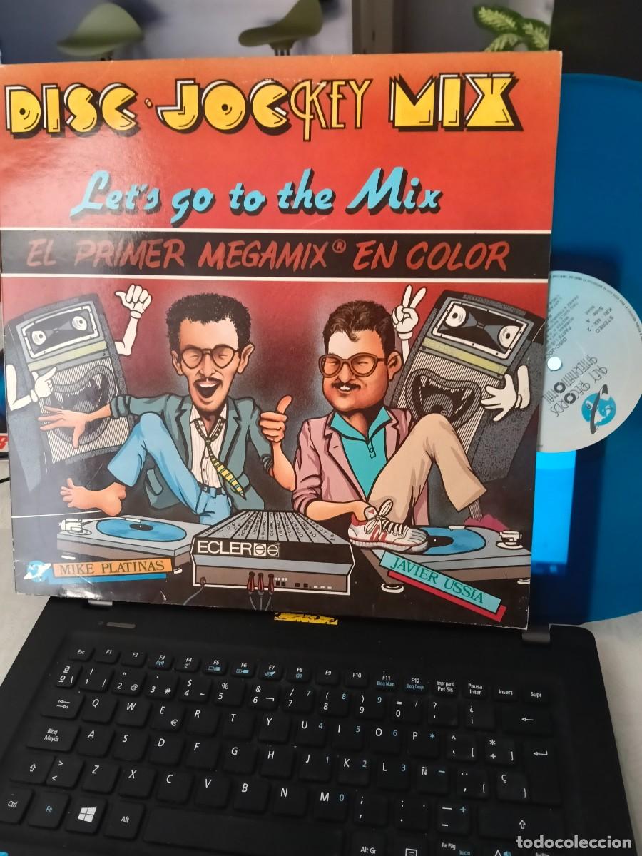 Discos de vinilo: RAR LP 33. DISC JOCKEY MIX. VINILO AZUL. CARPETA DOBLE. ITALO