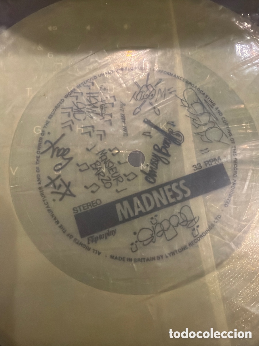 Discos de vinilo: MADNESS - TAKE IT OR LEAVE IT FLEXI SINGLE AMARILLO - Foto 1