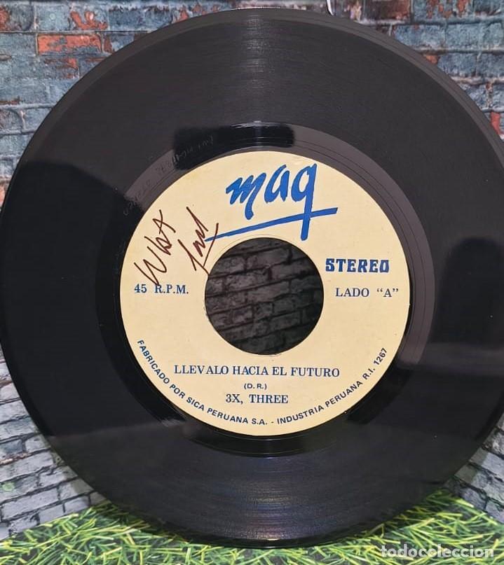 Discos de vinilo: Carlos Guerrero (We All Together) / 3 x Three &rdquo;Llevalo al futuro&rdquo; Single edicion peruana