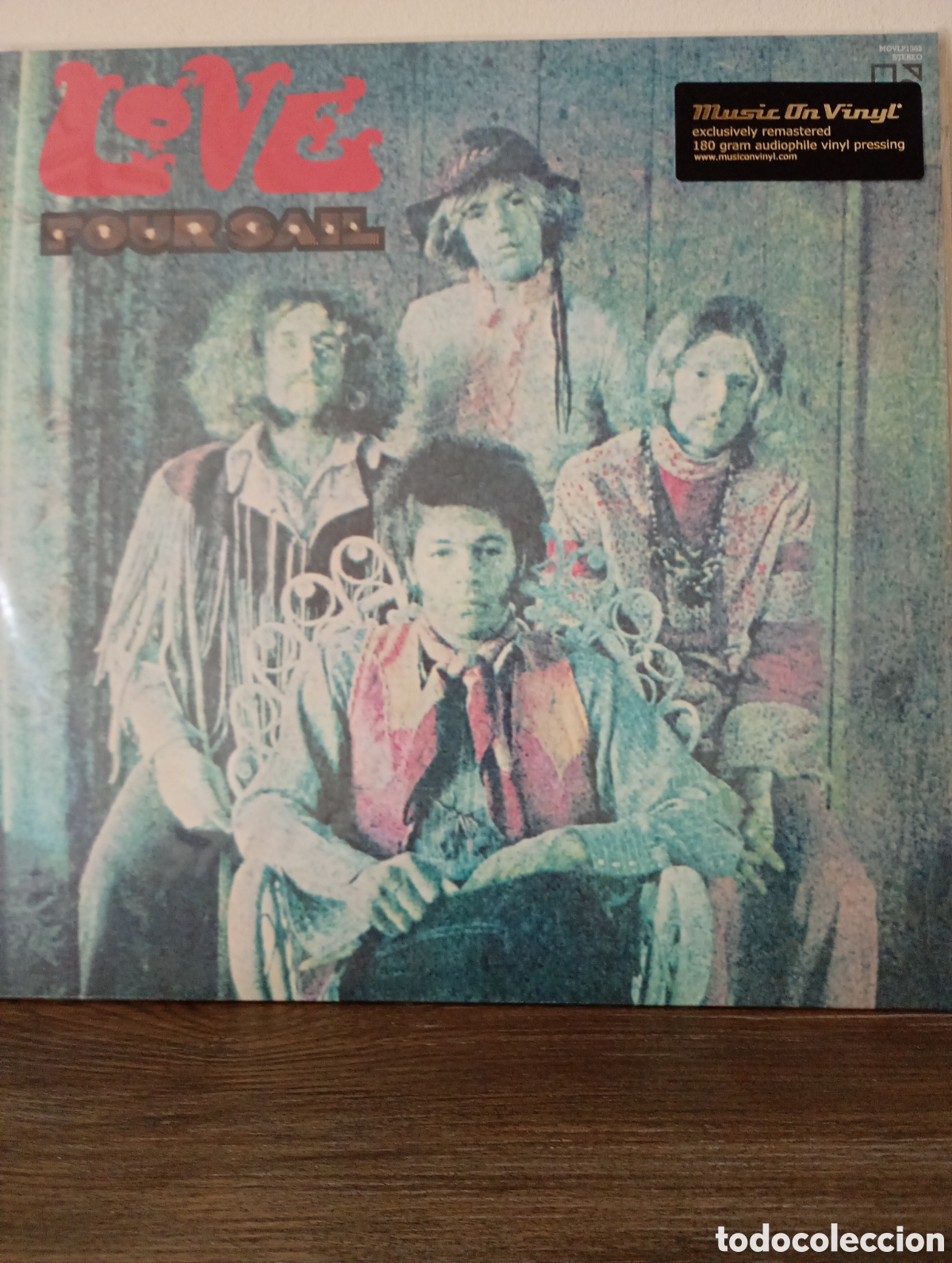 Discos de vinilo: LOVE, Four Sail . Music on Vinyl 180 gram.